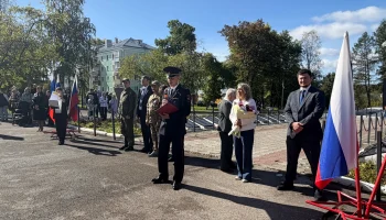 В Губахе и Кизеле полицейские приняли участие в мероприятиях, посвященных Дню знаний