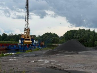 Экологи требуют начать расследование незаконной перевалки и возможного ущерба водозабору столицы